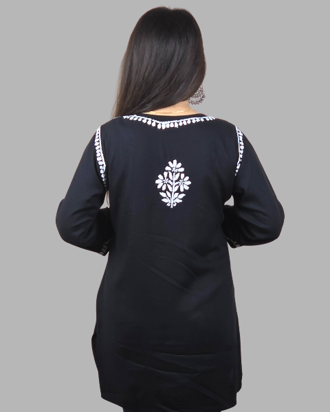 1_f3523027-cedb-42b7-94bb-87e61c11383a Women's Black Chikankari Short Kurti