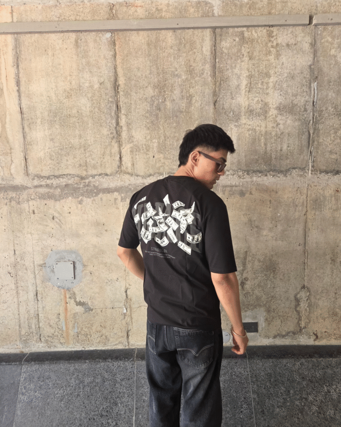 Silence Black Oversized Tshirt