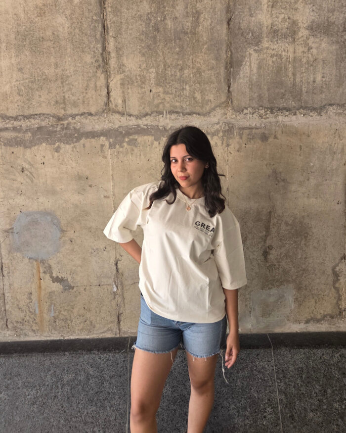 White Short-Sleeved, Oversized T-shirt