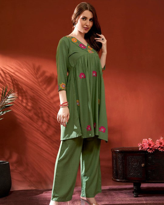 green floral embroidered co-ord set for women