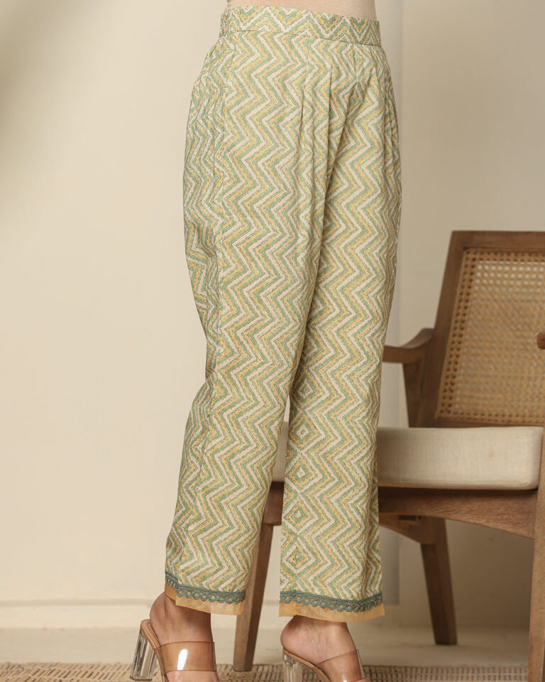 Light Green Mughal Art Organza Print 3 Pcs Suit