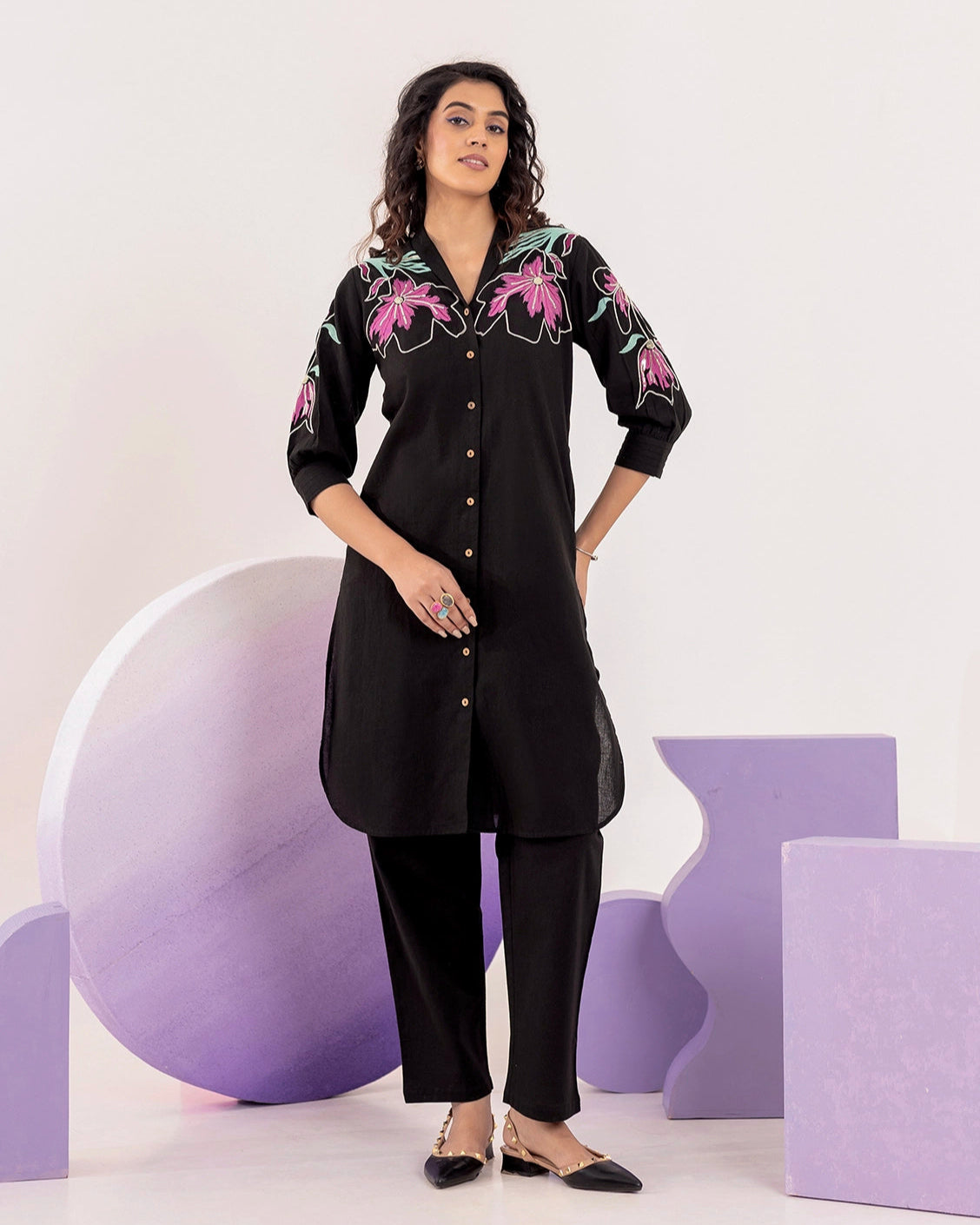 Avery black embroidered co-ord set trooking