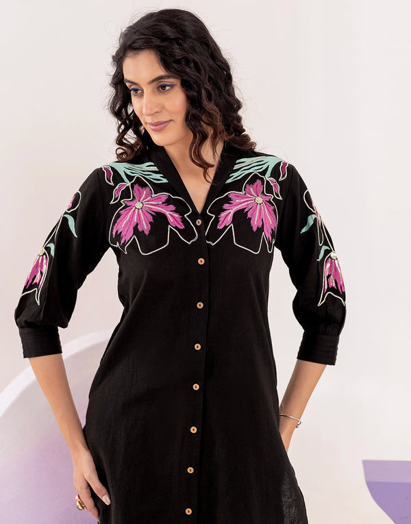 Avery black embroidered co-ord set trooking