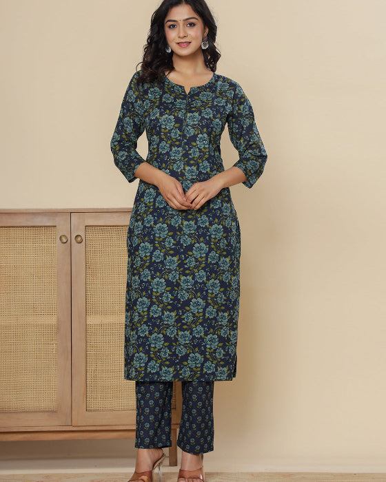 Red Digital Print Cotton 3 Pcs Suit