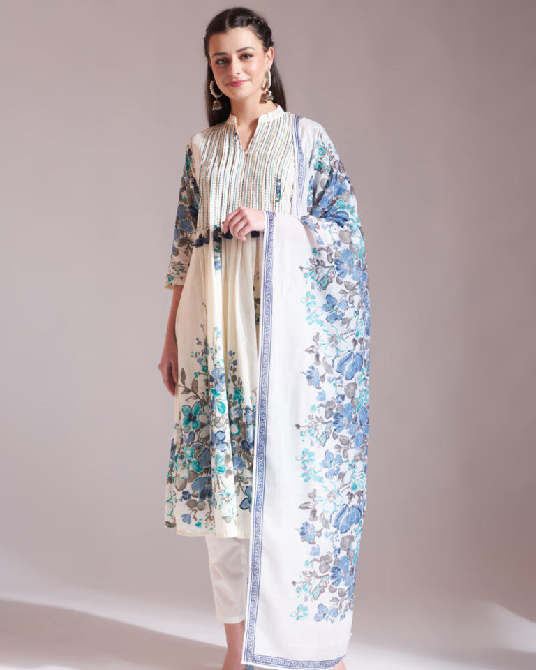 Blue Fusion With White-Tassel Work Malchanderi 3 piece set