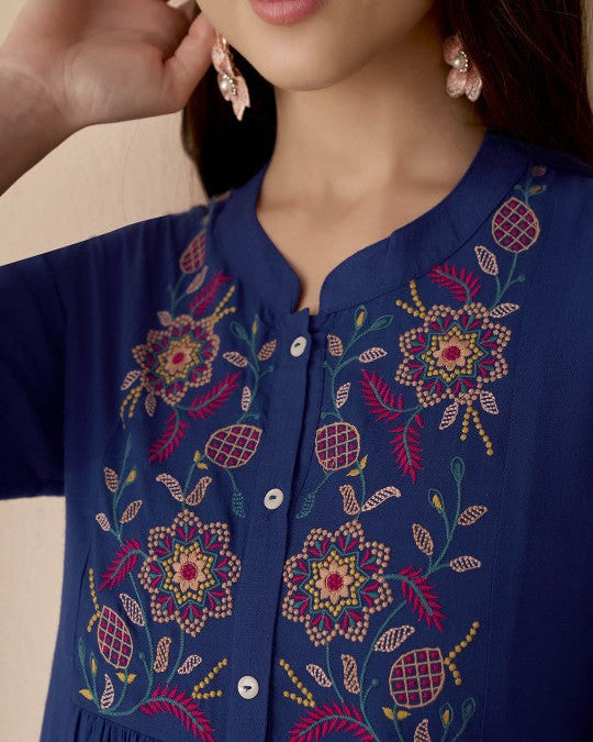 Navy blue Mandarin Collar Tunic Top