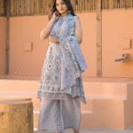 grey suit printed trooking