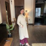 IMG_2313 Cream Plain 2 Pcs Kurta Set