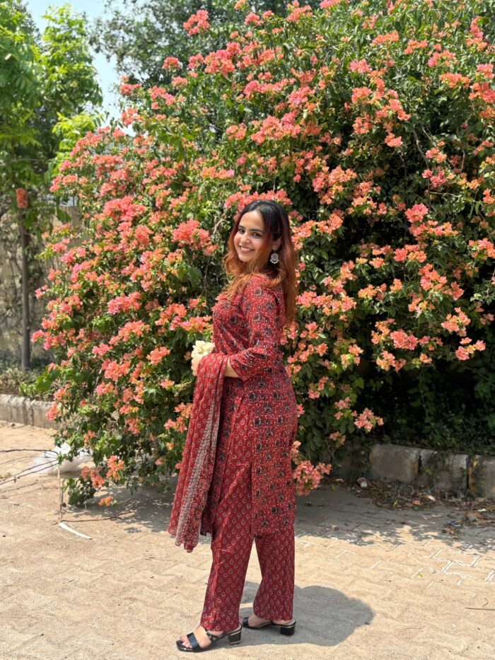 Rust Floral Print V Neck  3 Pcs Kurta Set