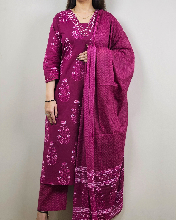 Blue Floral Print V Neck 3 Pcs Kurti Set