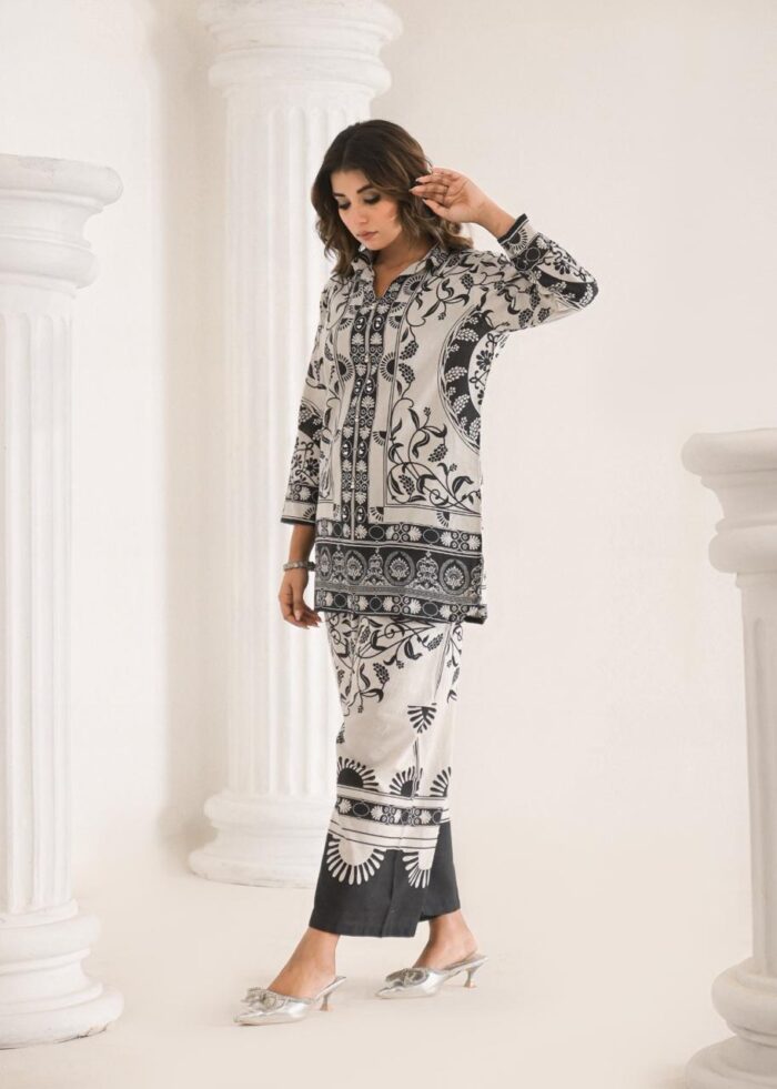 floral print black and white co-ord set for women