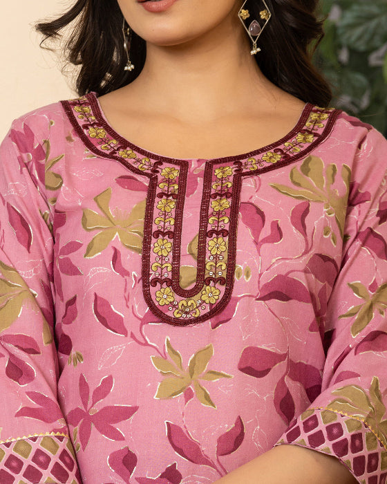 Pink Floral Digital Print 3 Pcs Suit
