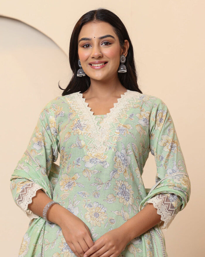 Pista_Green_Floral_Print_V_Neck_3_Pcs_Suit_10 Pista Green Floral Print V Neck 3 Pcs Suit