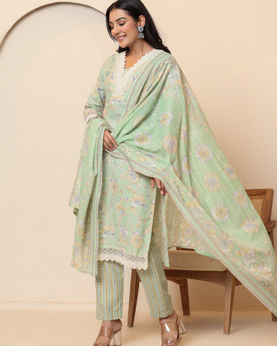 Pista_Green_Floral_Print_V_Neck_3_Pcs_Suit_4 Pista Green Floral Print V Neck 3 Pcs Suit