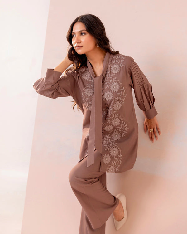 metallic brown embroidered co-ord set trooking