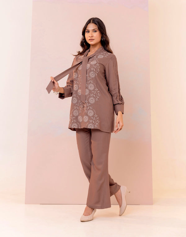 metallic brown embroidered co-ord set trooking