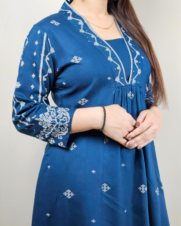 Teal_V_Neck_2_Pcs_Anarkali_Kurta_Set_2 Black V Neck 2 Pcs Anarkali Kurta Set