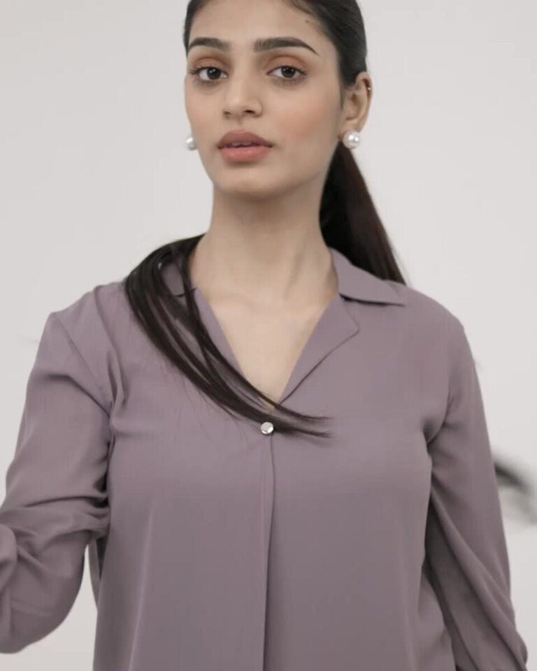 Levender V  Neck Pintex Top